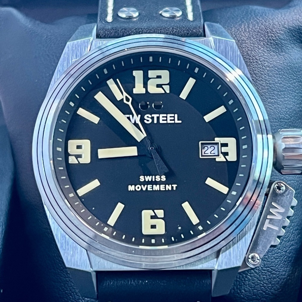 TW Steel Canteen Date Designer Sport Men’s Watch. - Picture 6 of 7